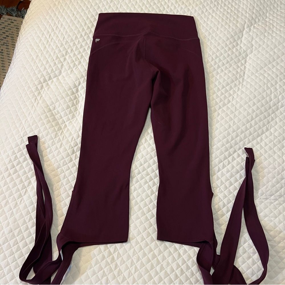 Fabletics Deep Burgundy Leggings - Picture 5 of 12